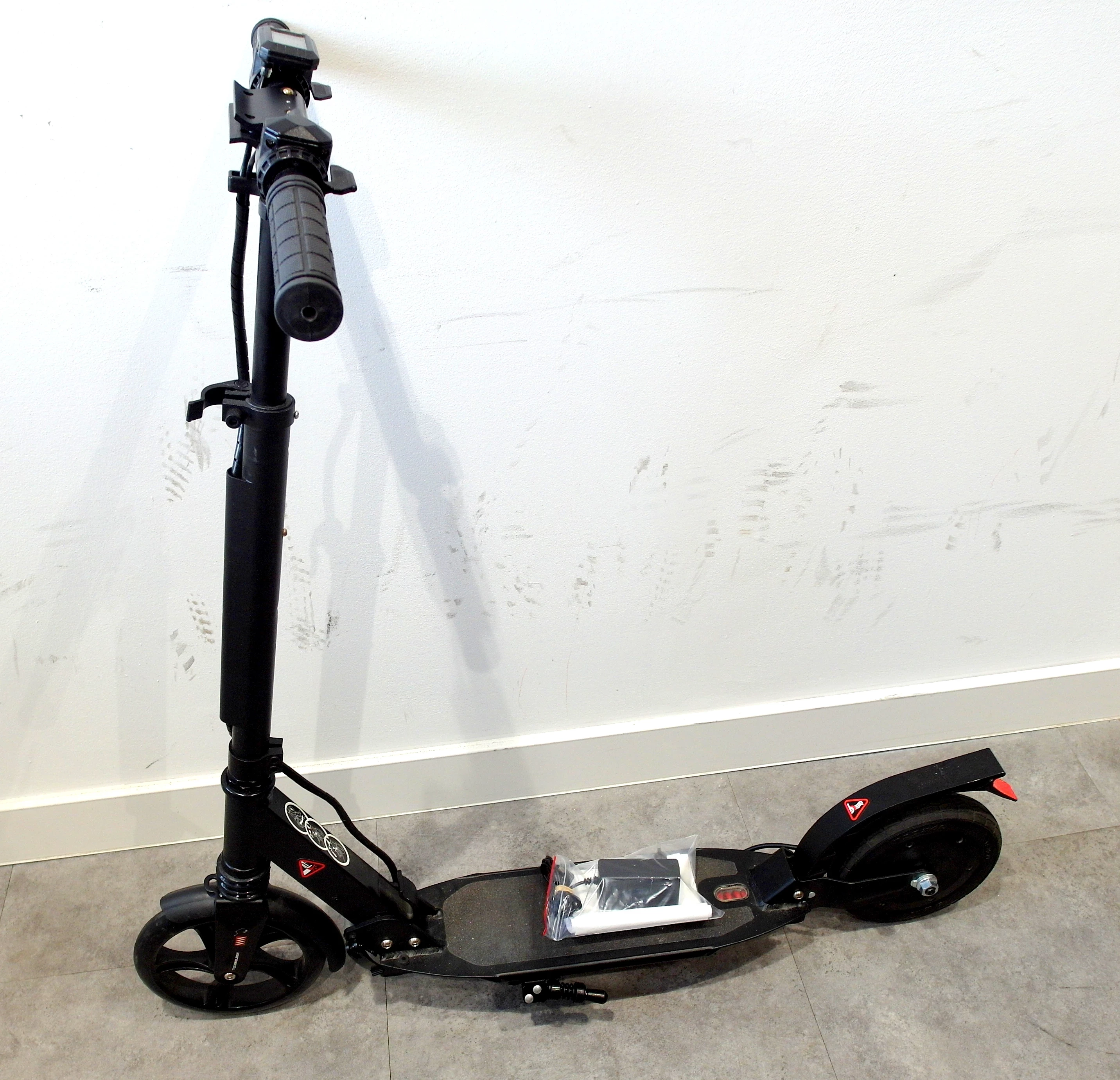 hulajnoga-elektryczna-explay-sc03s-18-kmh-uszkodzona-mlodziencza-1-warszawa