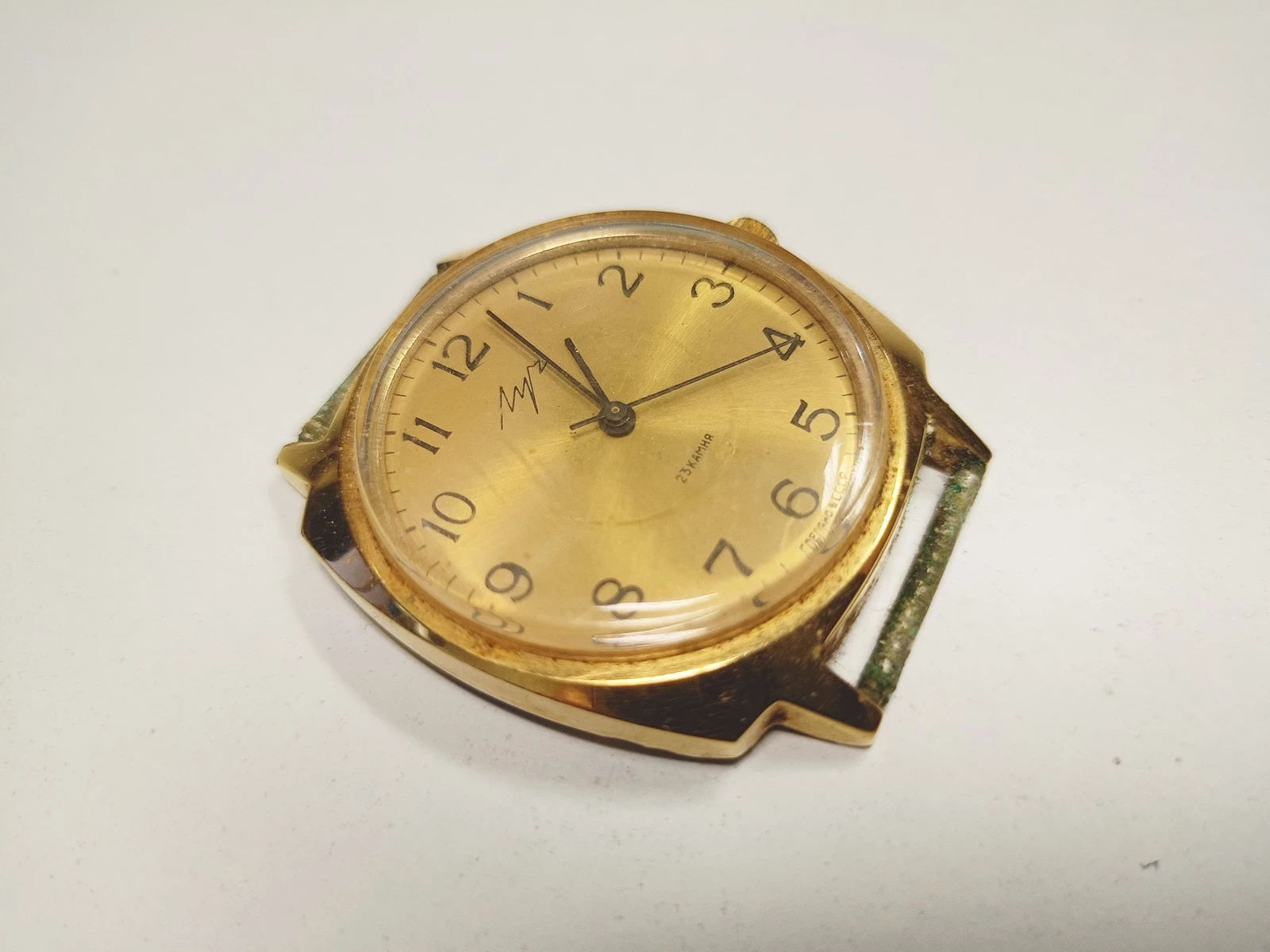 zegarek-meski-rosyjski-mir-mechanizm-kwarcowy