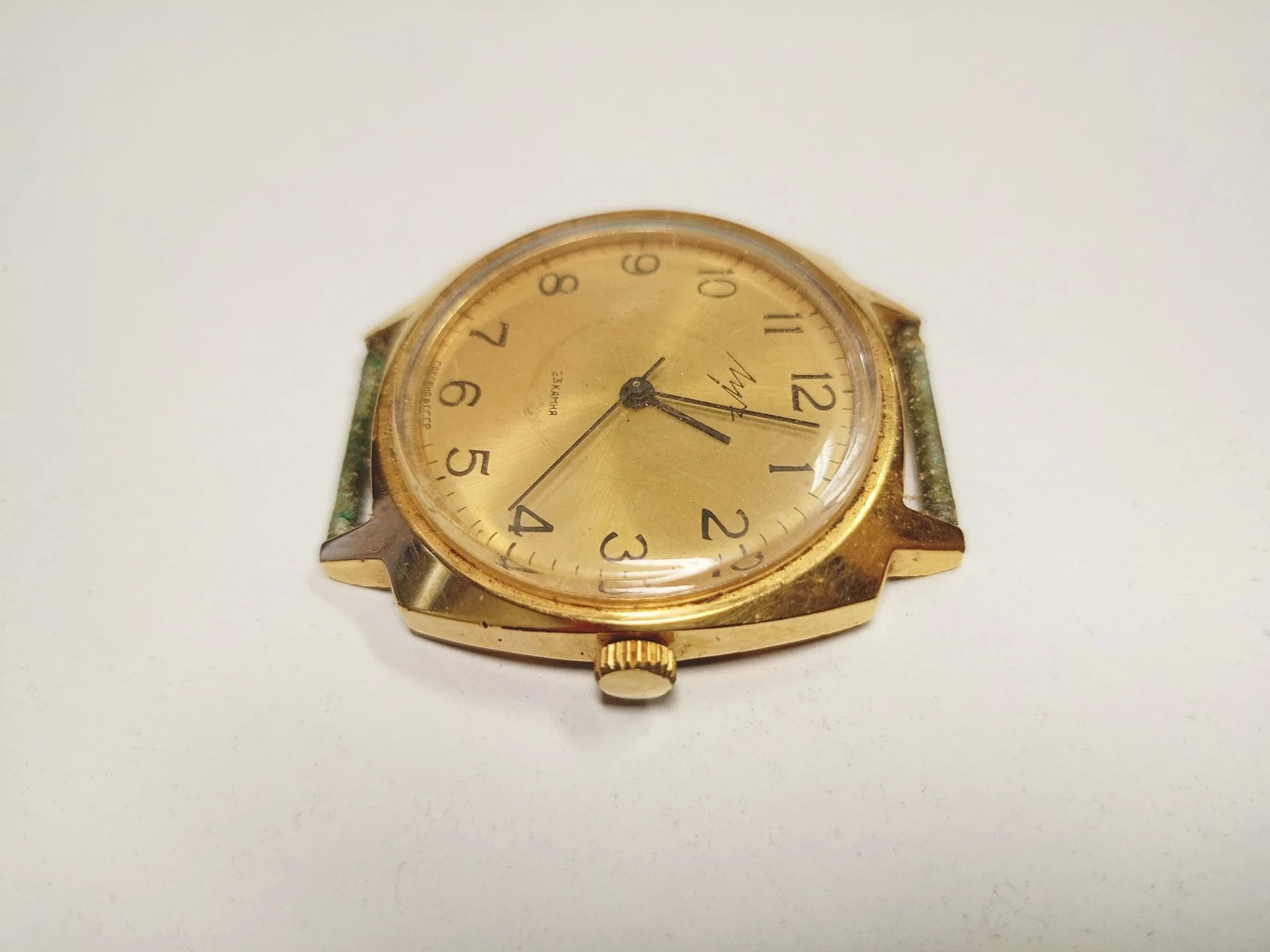 zegarek-meski-rosyjski-mir-ksztalt-koperty-okragla