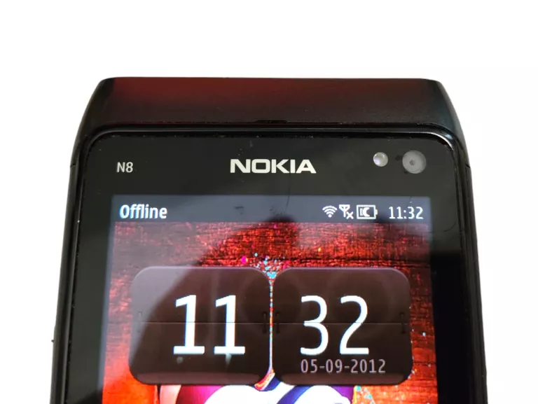 telefon-nokia-n8-00-35-1200mah-256mb16gb-12mpx-opis-kolor-czarny