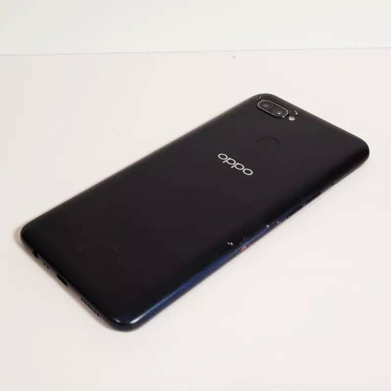 TELEFON OPPO A12