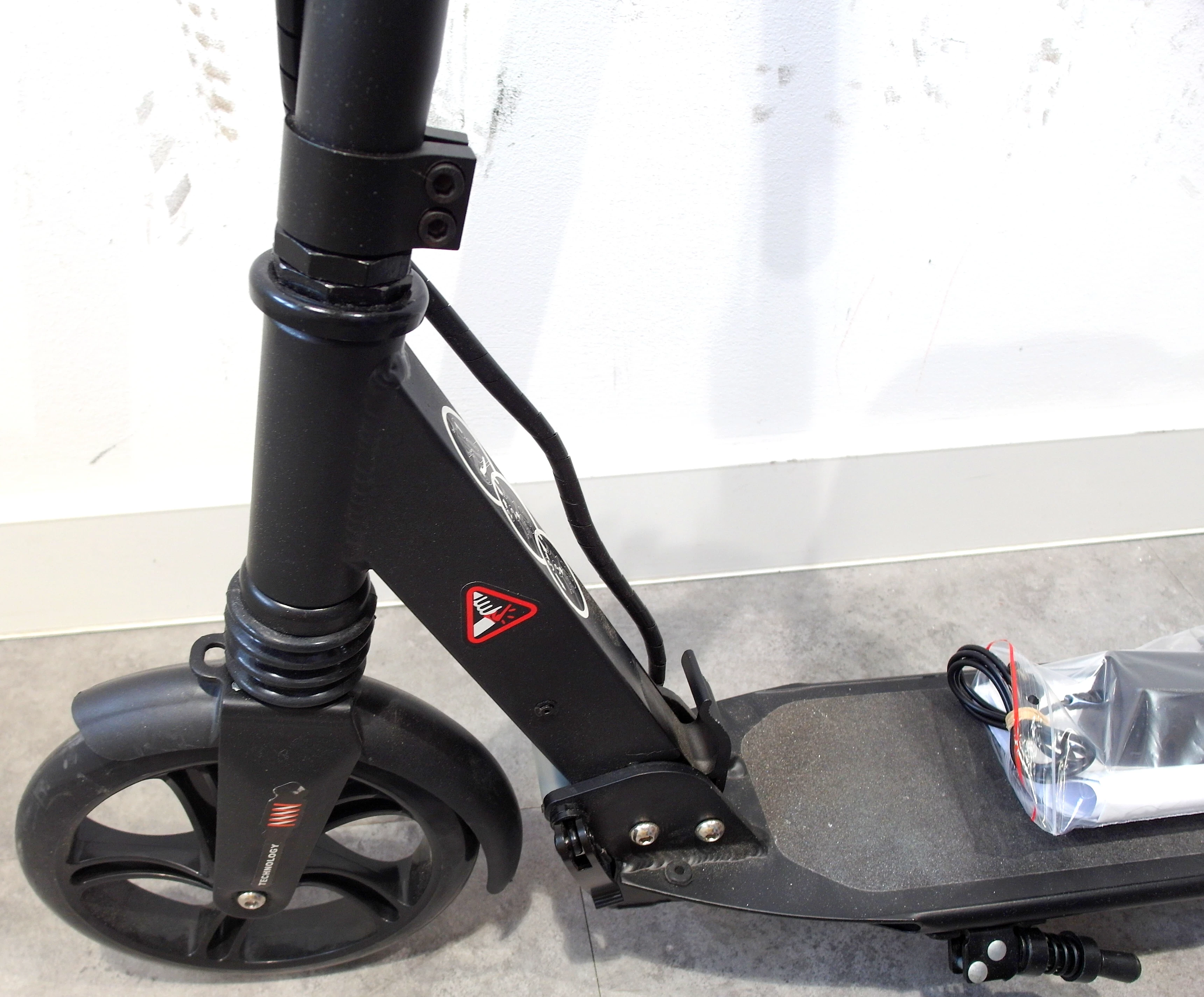 hulajnoga-elektryczna-explay-sc03s-18-kmh-uszkodzona-marka-214-1022530