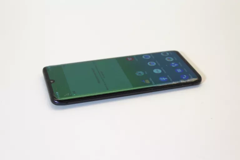 TELEFON ZTE AXON 11 5G