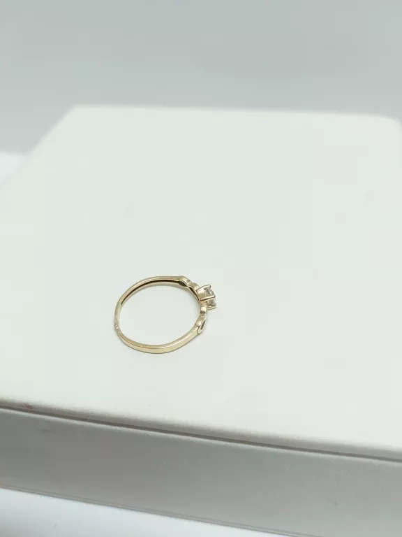 sliczny-delikatny-zloty-pierscionek-585-r11-stan-uzywany