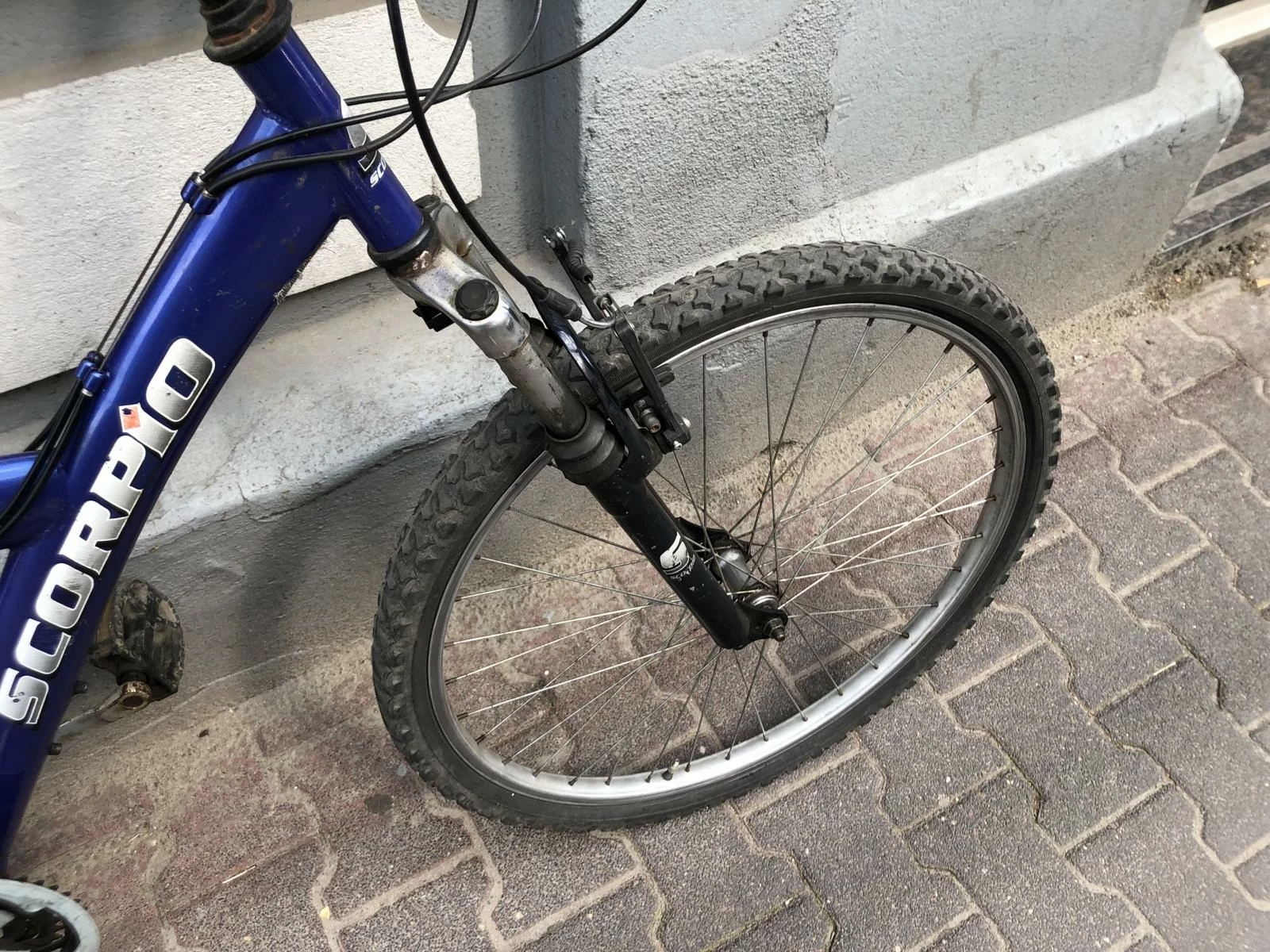 rower-scorpio-energy-sht-180-niebieski-marka-scorpion