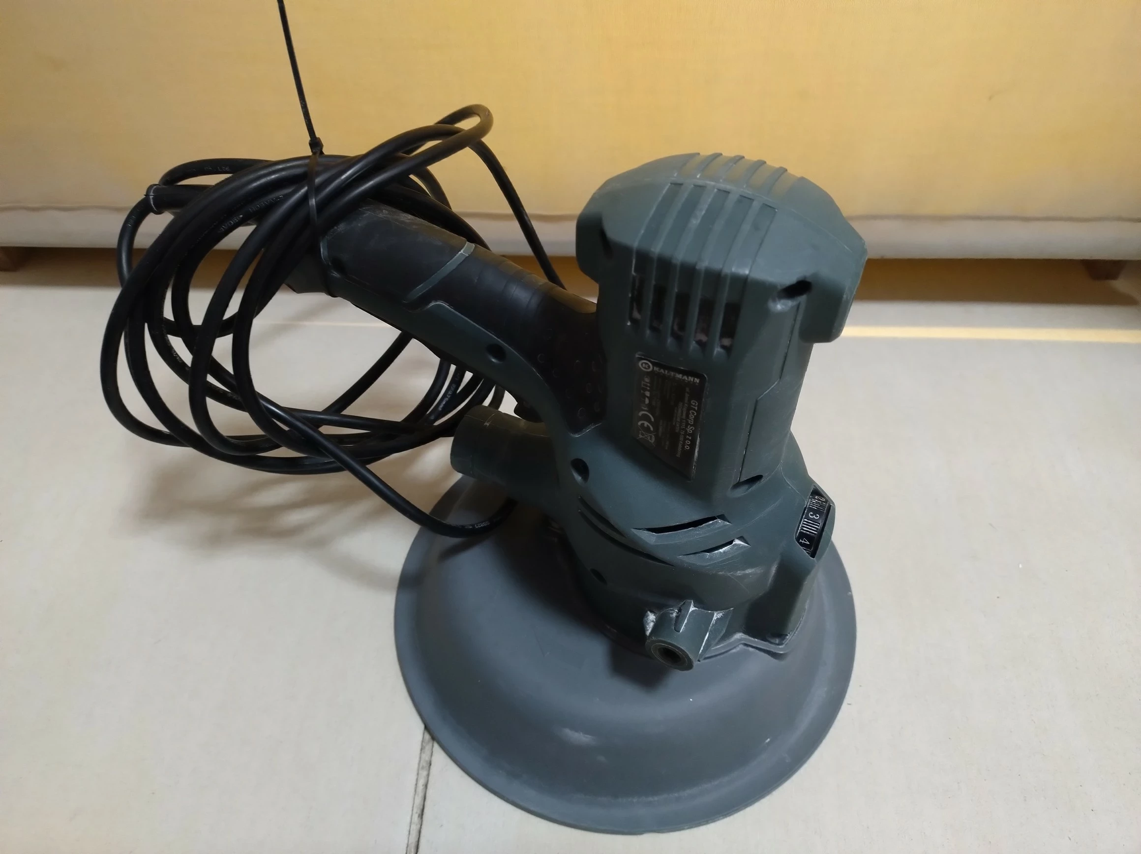 szlifierka-do-tynkow-kaltmann-k-s710d-rodzaj-zasilania-sieciowe