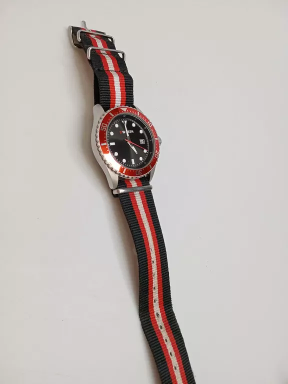 zegarek-wurth-na-pasku-materialowym-stan-uzywany