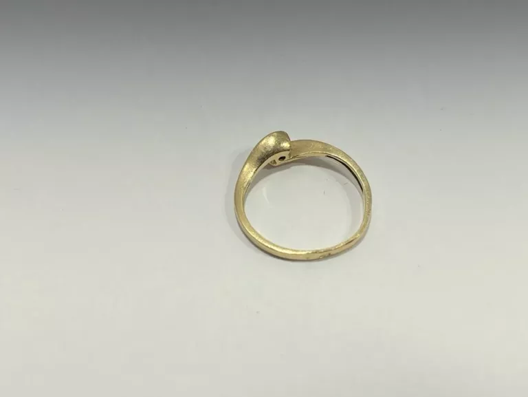 zloty-pierscionek-195g-585-material-15835-2