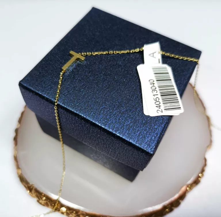 ZŁOTY ŁAŃCUSZEK CELEBRYTKA LITERKA T PR.585