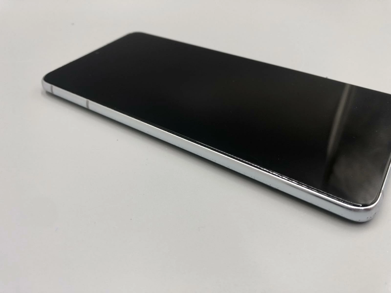 telefon-samsung-galaxy-s21pudelko-kod-producenta-sm-g996bzvgeue