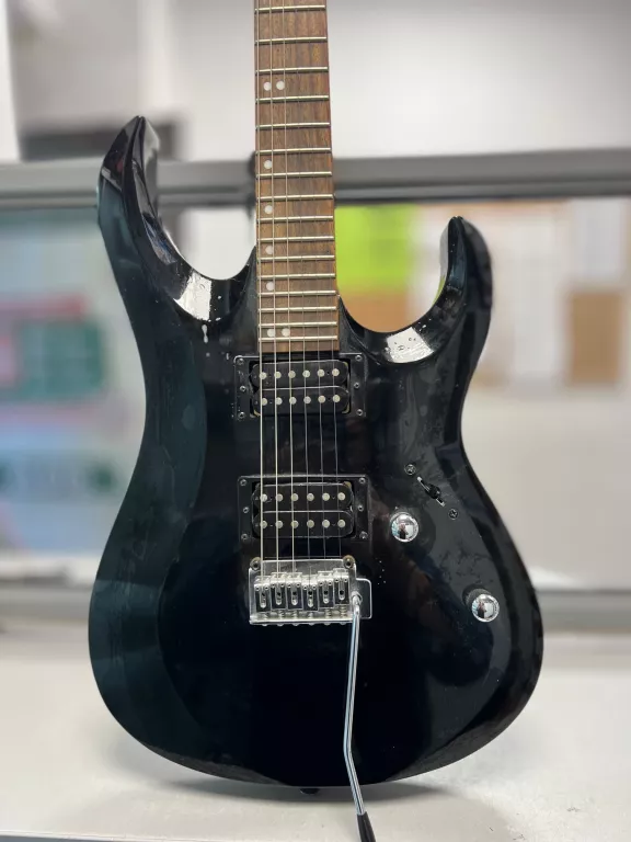 CORT X2 BK GITARA ELEKTRYCZNA/FZONE FMT-60/POKROWIEC/ STOJAK
