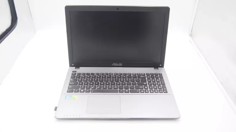 LAPTOP ASUS X550C, I3-3217U, 6GB RAM, DYSK 1TB, ŁADOWARKA