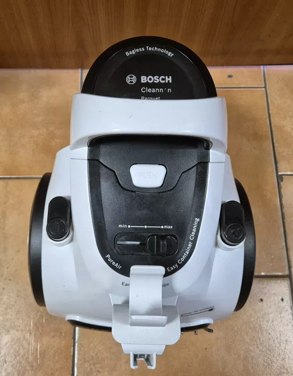 odkurzacz-bezworkowy-bgs05a222-bosch-kolor-dominujacy-bialy