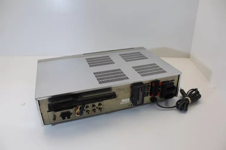 tuner-ze-wzmacniaczem-sony-str-vx20l-radio-226058-32
