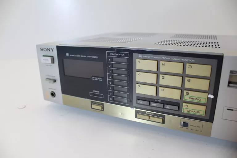 TUNER ZE WZMACNIACZEM SONY STR-VX20L