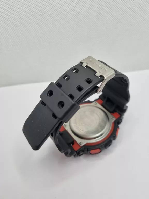 ZEGAREK CASIO G-SHOCK GA-110A CZARNO CZERWONY