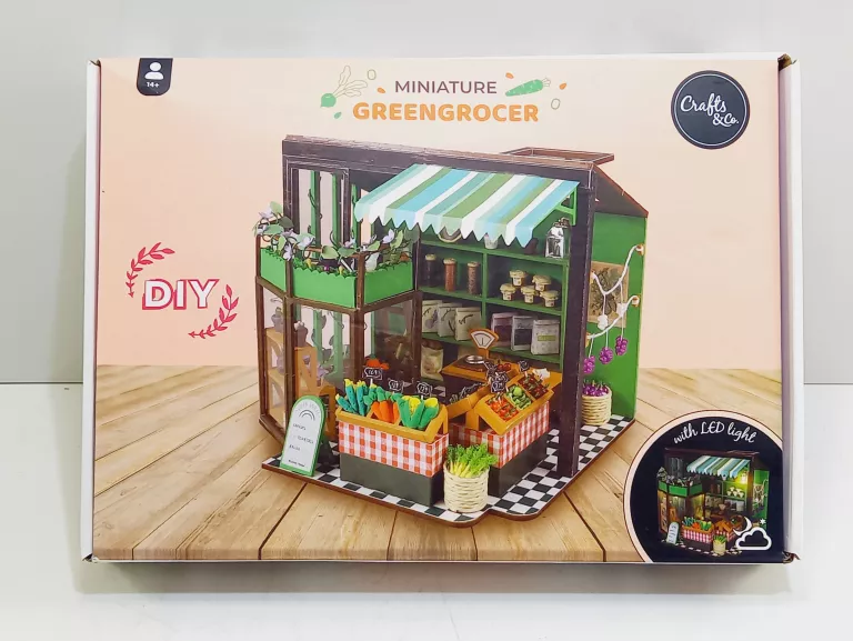 MINIATUROWY DOMEK WARZYWNIAK DIY ŚWIATŁO LED CRAFTS&CO ZRÓB TO SAM