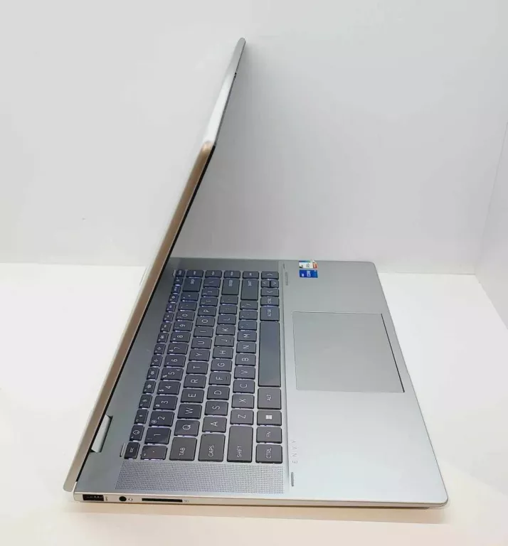 laptop-hp-envy-x360-2w1-16-gb-512-gb-ssd-promocja-stan-uzywany