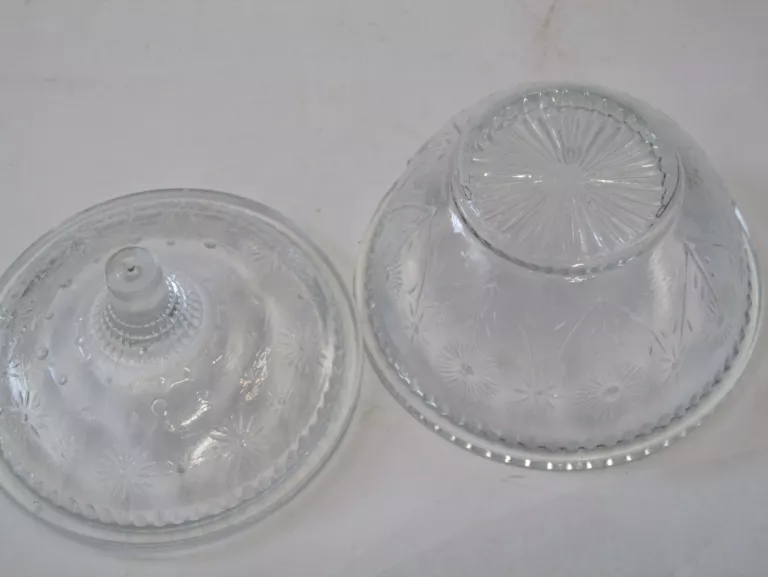 szklana-bomboniera-11cm-pilsudskiego-10-krosno