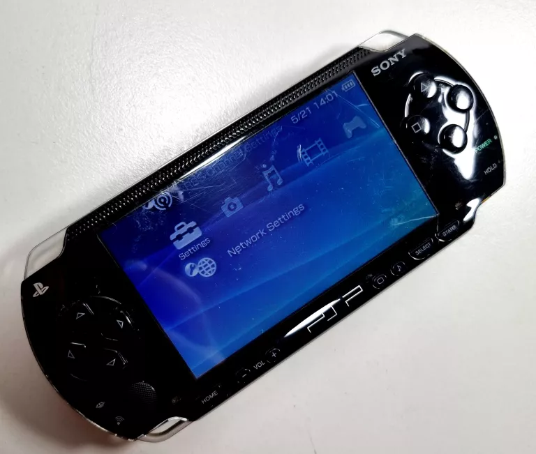 KONSOLA PSP 1001