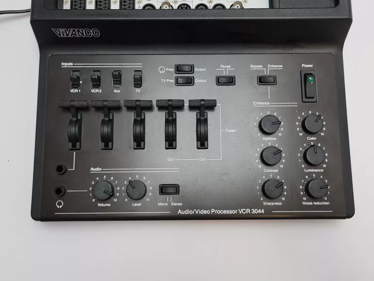 MIKSER VIVANCO VCR 3044 AUDIO VIDEO PROCESSOR