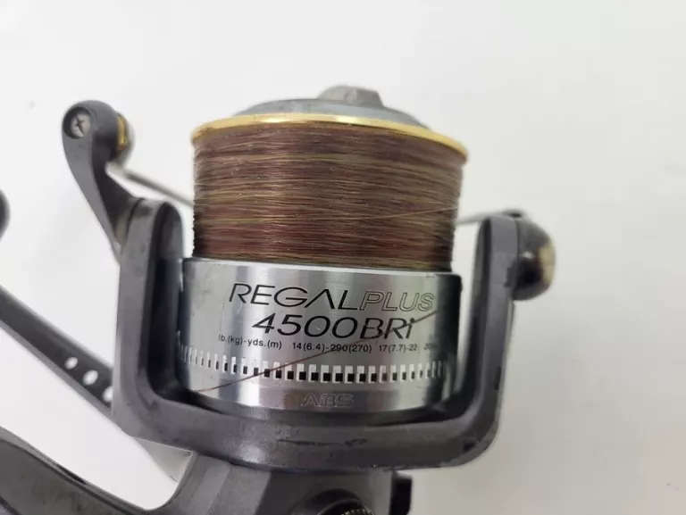 KOŁOWROTEK DAIWA REGAL PLUS 4500 BRI