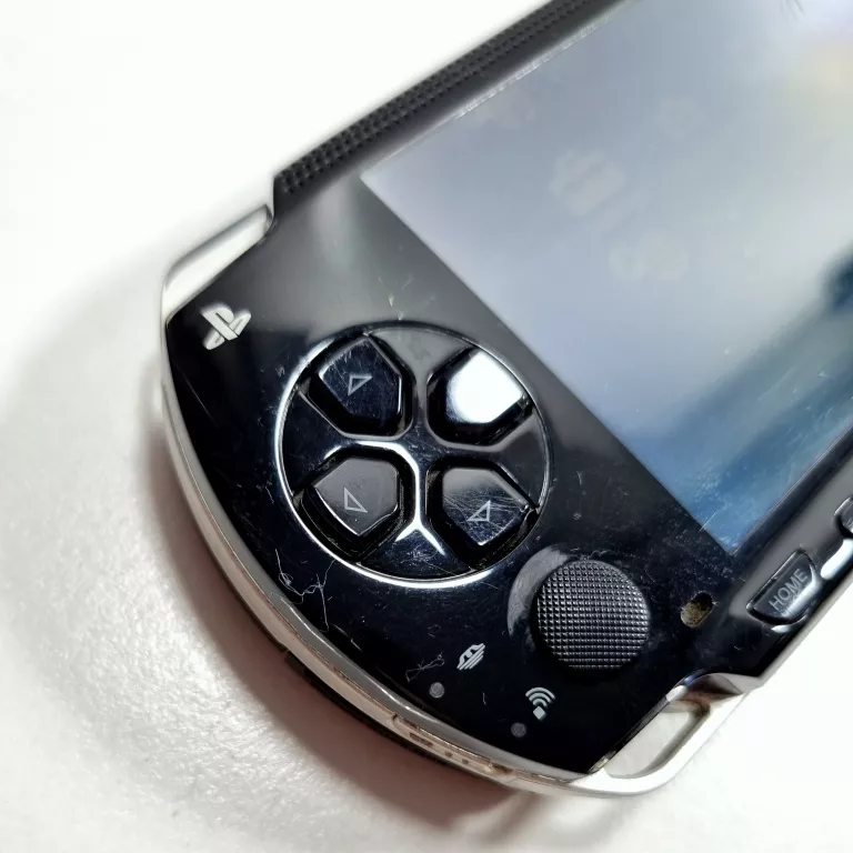 KONSOLA PSP 1001
