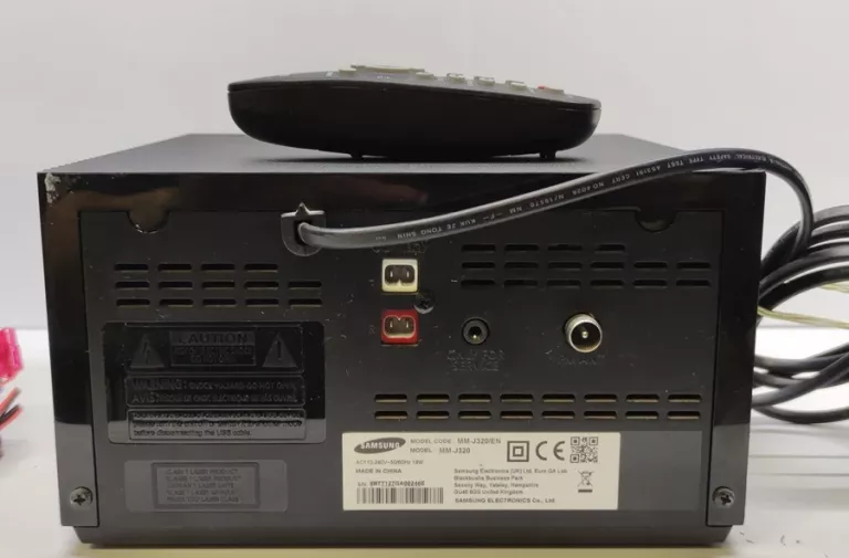 MINI WIEŻA SAMSUNG MM-J320 ZESTAW