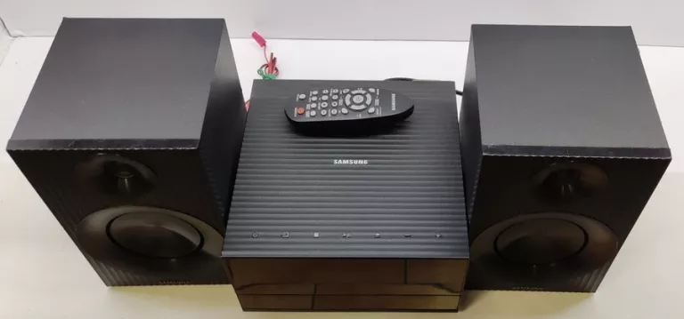 MINI WIEŻA SAMSUNG MM-J320 ZESTAW