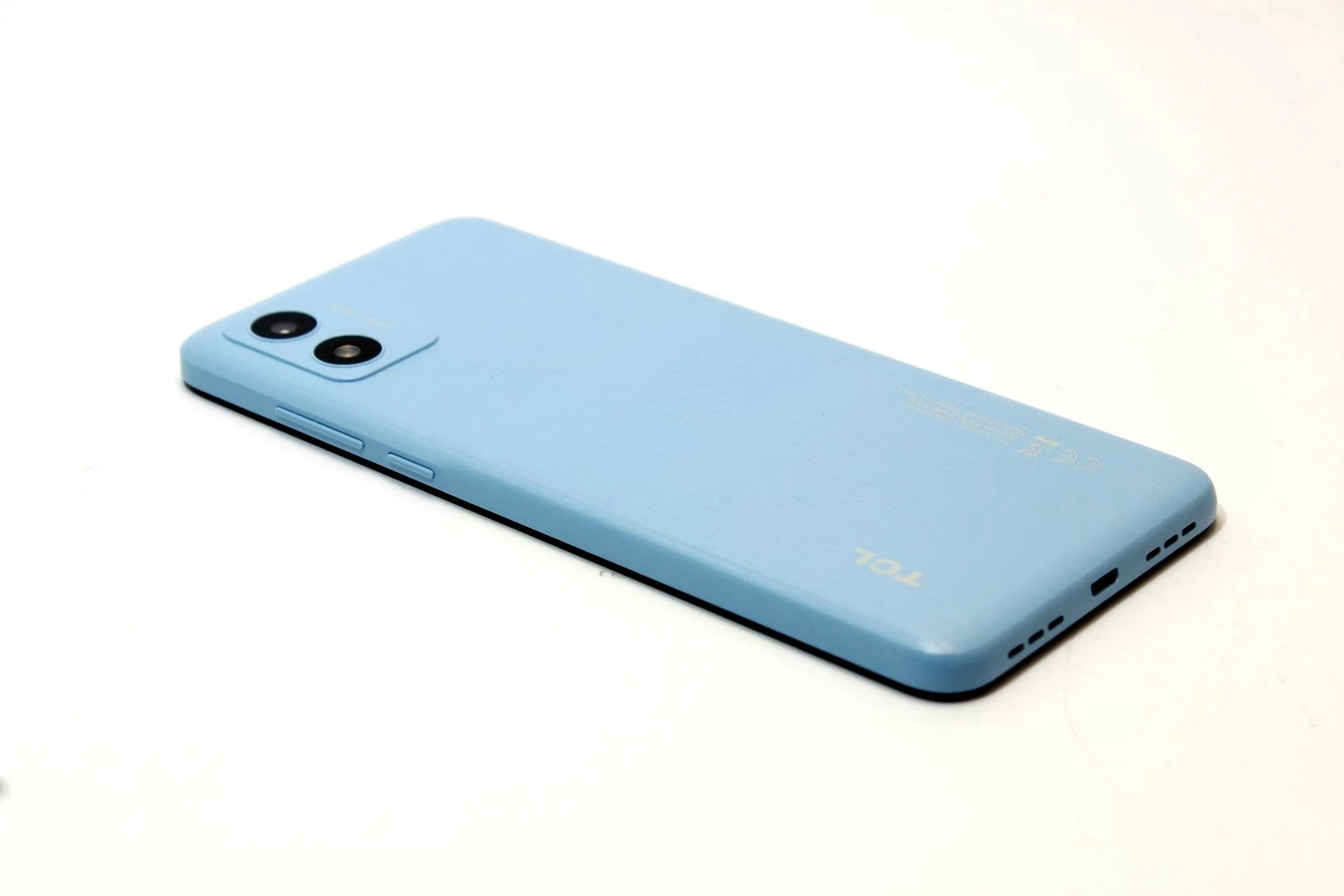 telefon-tcl-305i-232gb-ean-gtin-4894461941295