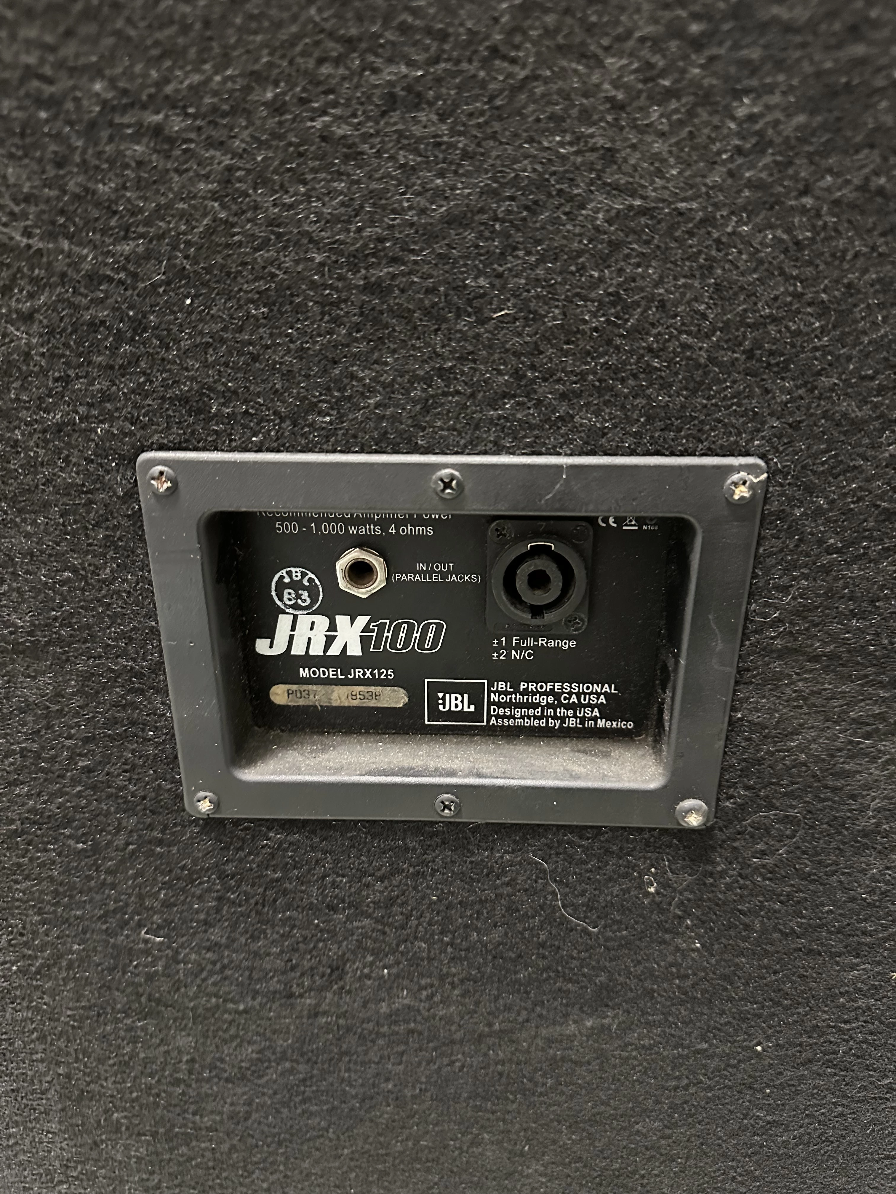 dwie-kolumny-jbl-jrx-100-marka-jbl