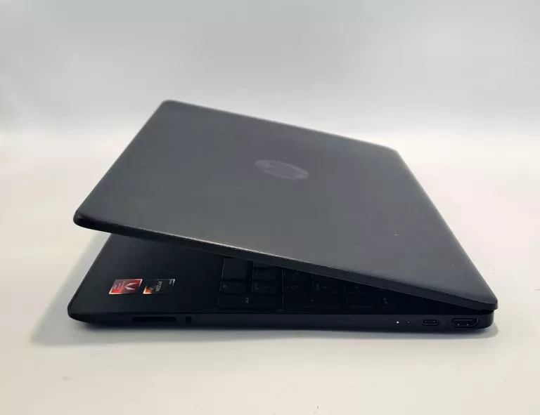 laptop-hp-ryzen-5-3500u-amd-8gb-ssd-amd-radeon-przekatna-ekranu-156