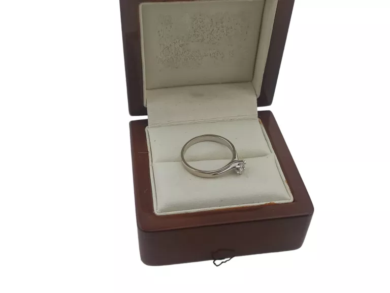 zareczynowy-zloty-pierscionek-z-diamentami-i-certyfikatem-pr585-kamien-17088-8388608