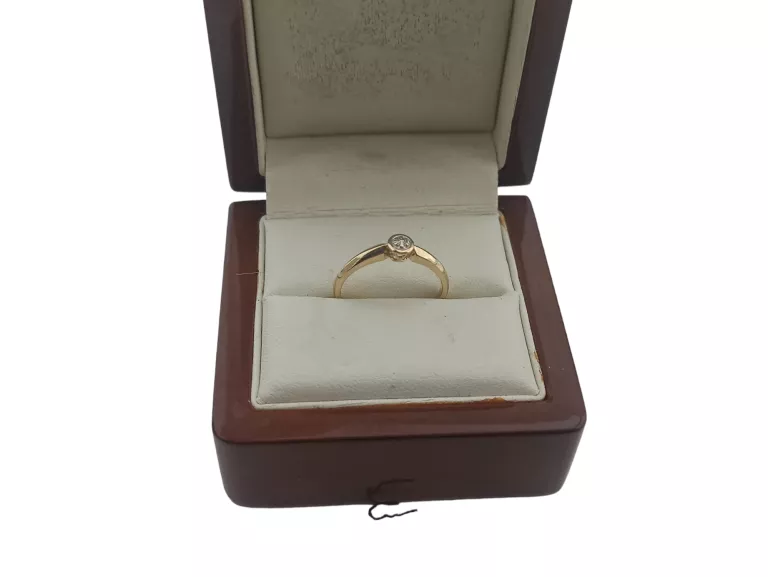 boski-zloty-pierscionek-z-diamentami-certyfikat-pr585-rodzaj-2205-16