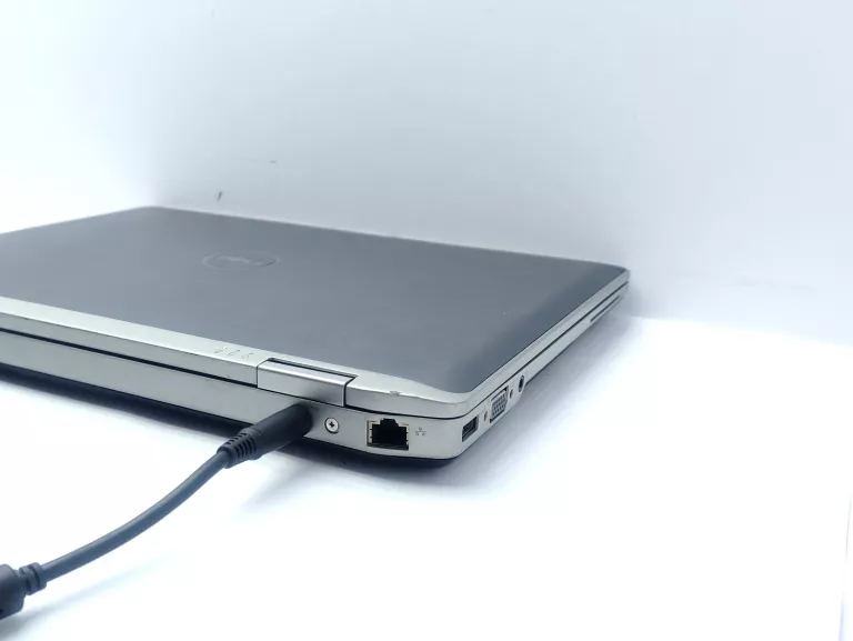 LAPTOP DELL LATITUDE E6430 #I5/4RAM/120SSD
