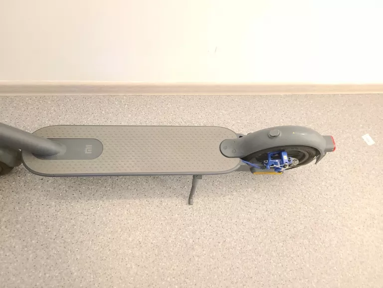 HULAJNOGA ELEKTRYCZNA XIAOMI MI ELECTRIC SCOOTER 3