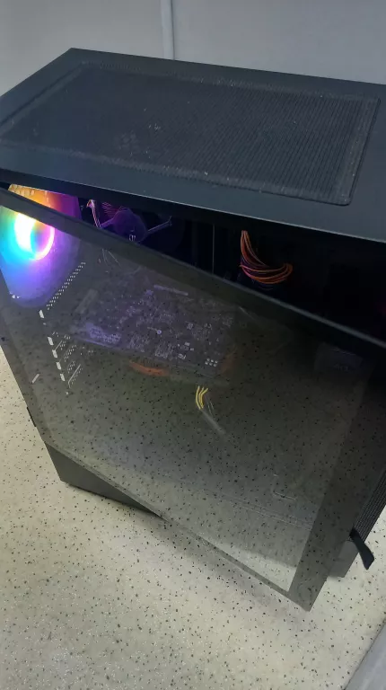 KOMP STACJONARNY 16GB/240SSD CORE I5 RADEON 6770