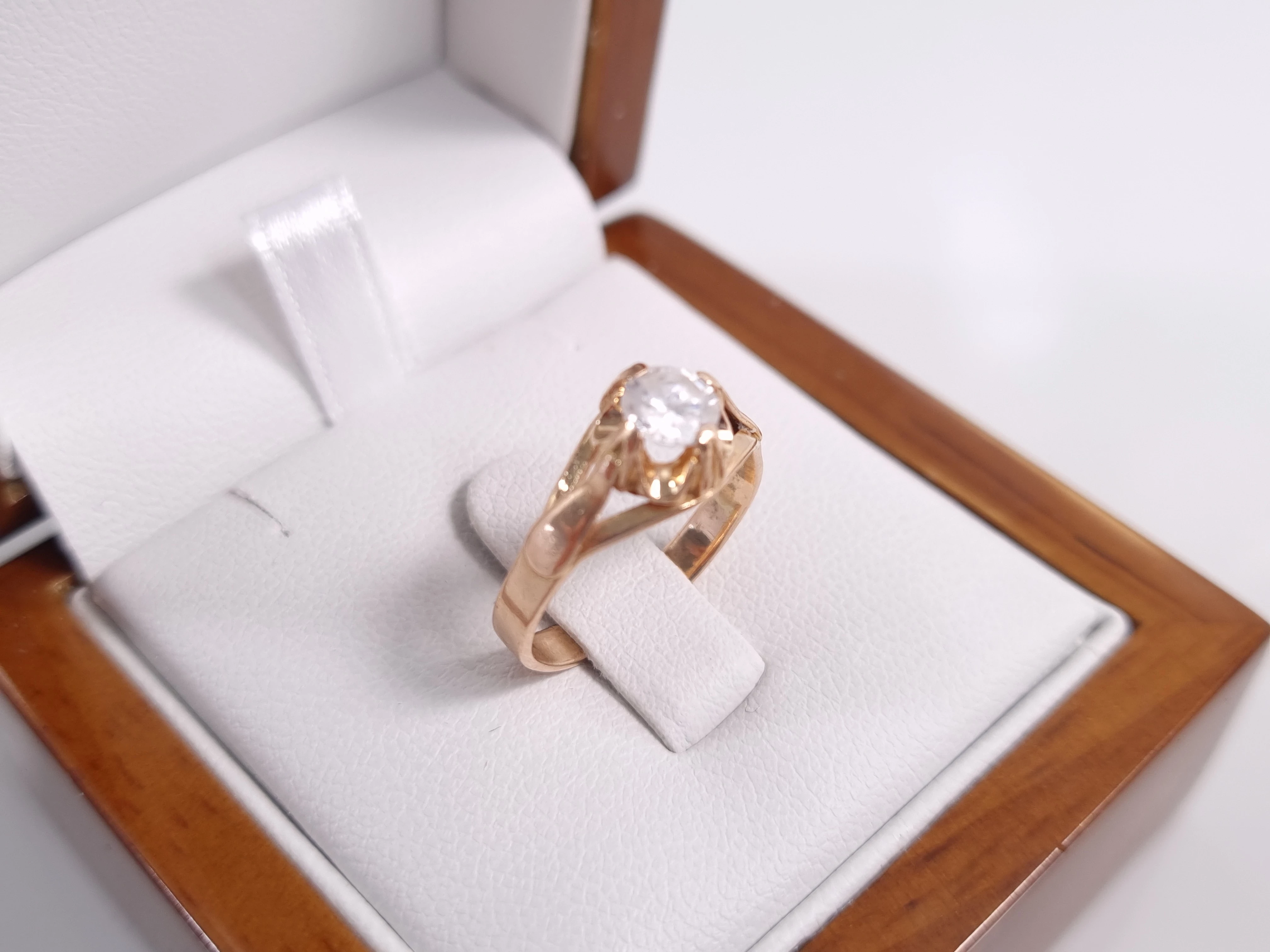 zloty-pierscionek-cyrkonia-585-248g-roz-11-ean-gtin-5901050601146