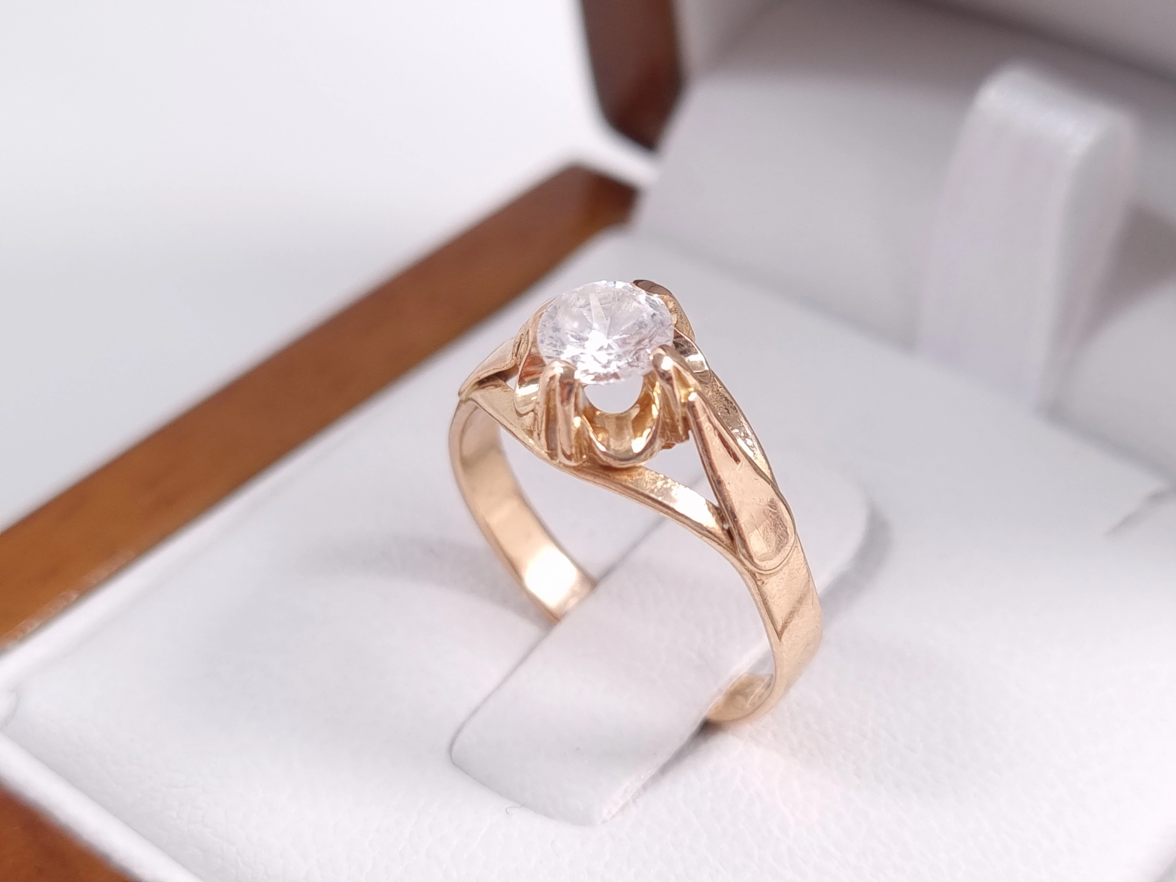 zloty-pierscionek-cyrkonia-585-248g-roz-11-rodzaj-2205-16