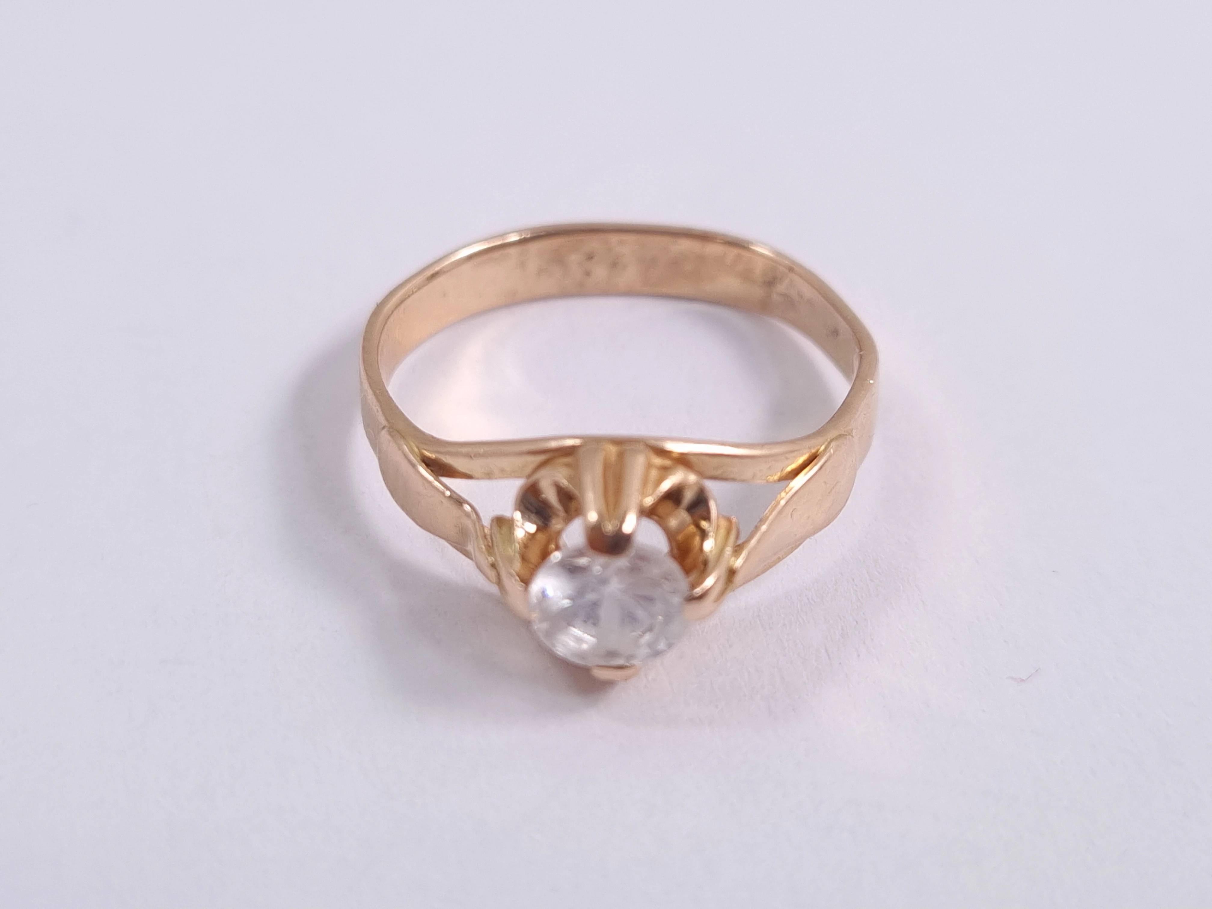 zloty-pierscionek-cyrkonia-585-248g-roz-11-kolor-dominujacy-205826-225106