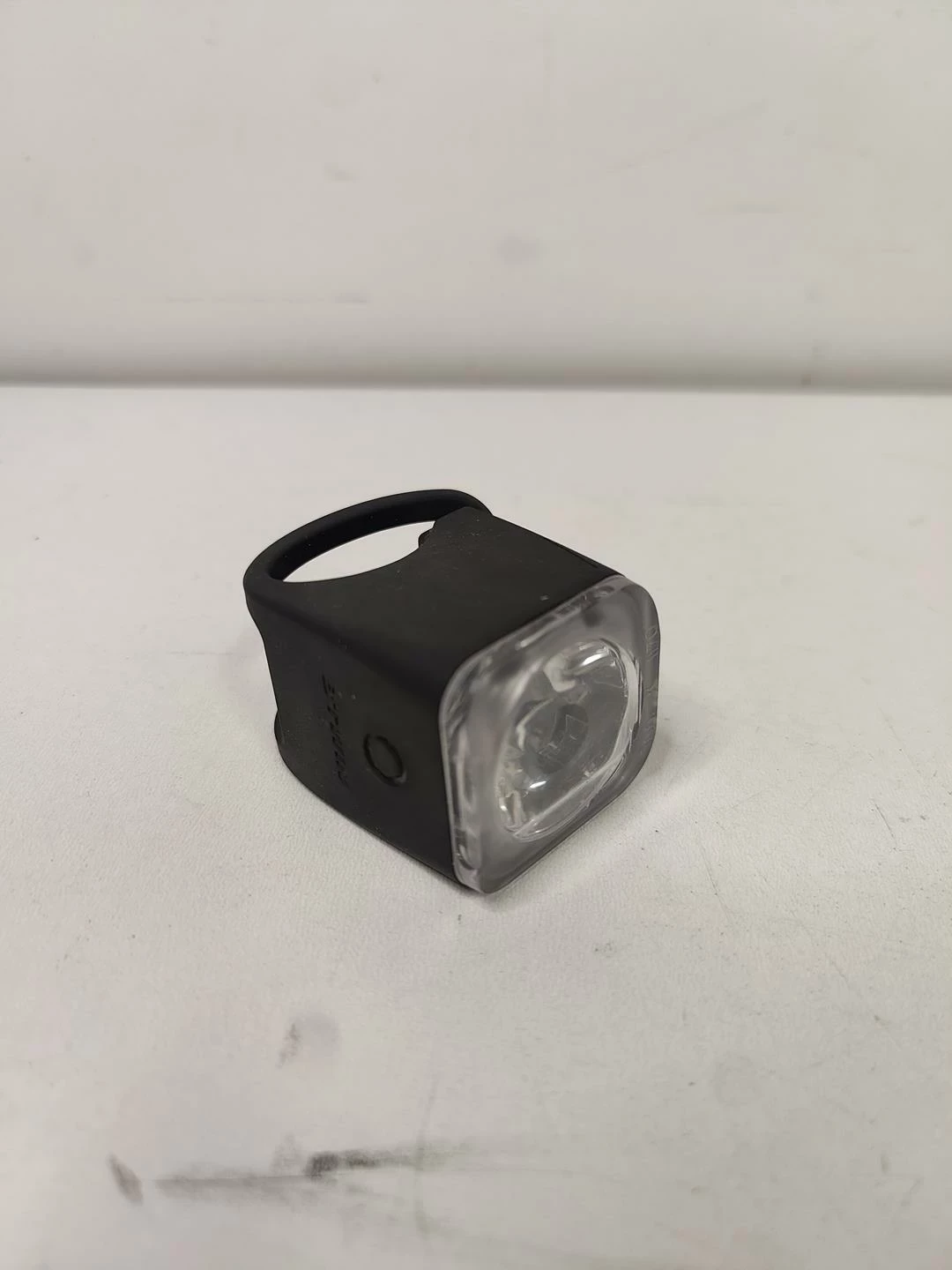 lampka-rowerowa-btwin-wroclawska-71-krakow