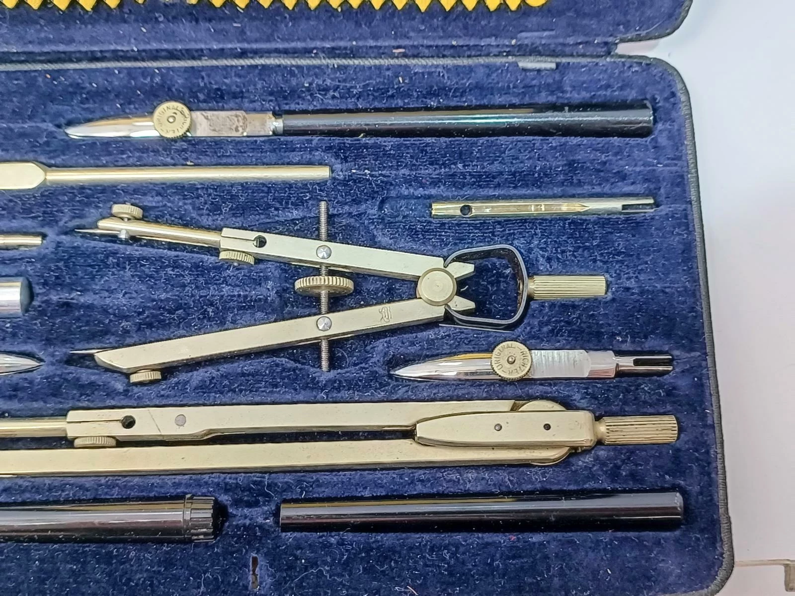 zestaw-kreslarski-richter-bronowicka-80-krakow