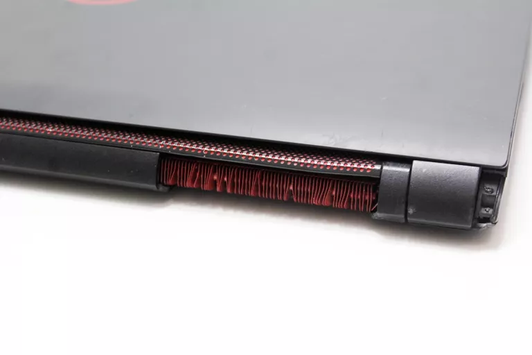 LAPTOP DELL INSPIRON 15 5577 I7 8/1124GB USZKODZONY