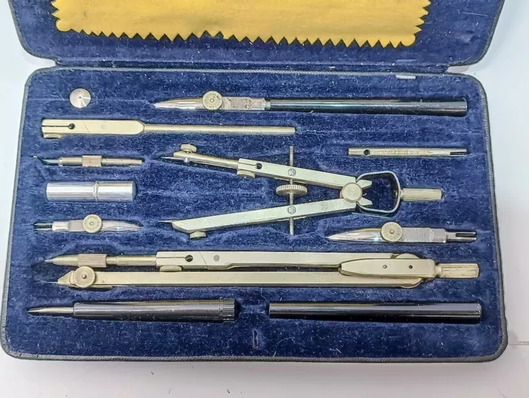 zestaw-kreslarski-richter-stan-nie-wymaga-renowacji