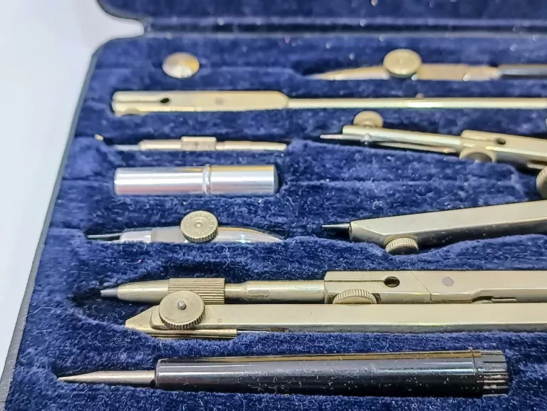 zestaw-kreslarski-richter-oryginalnosc-oryginal