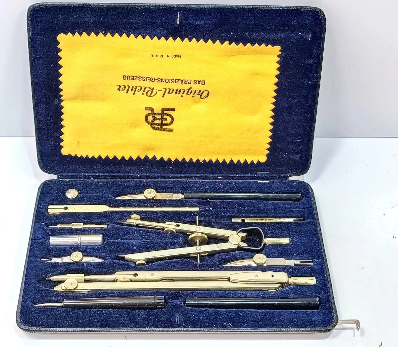 zestaw-kreslarski-richter-bronowicka-80-krakow