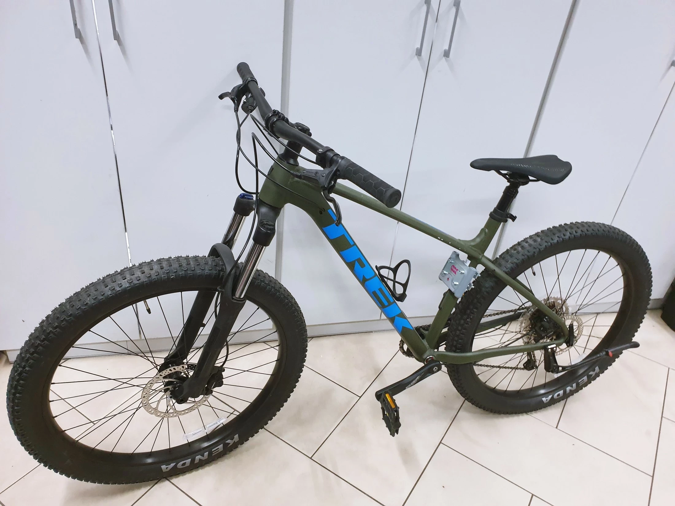 rower-trek-roscoe-6-rama-l-kola-275-gwarancja-stan-uzywany