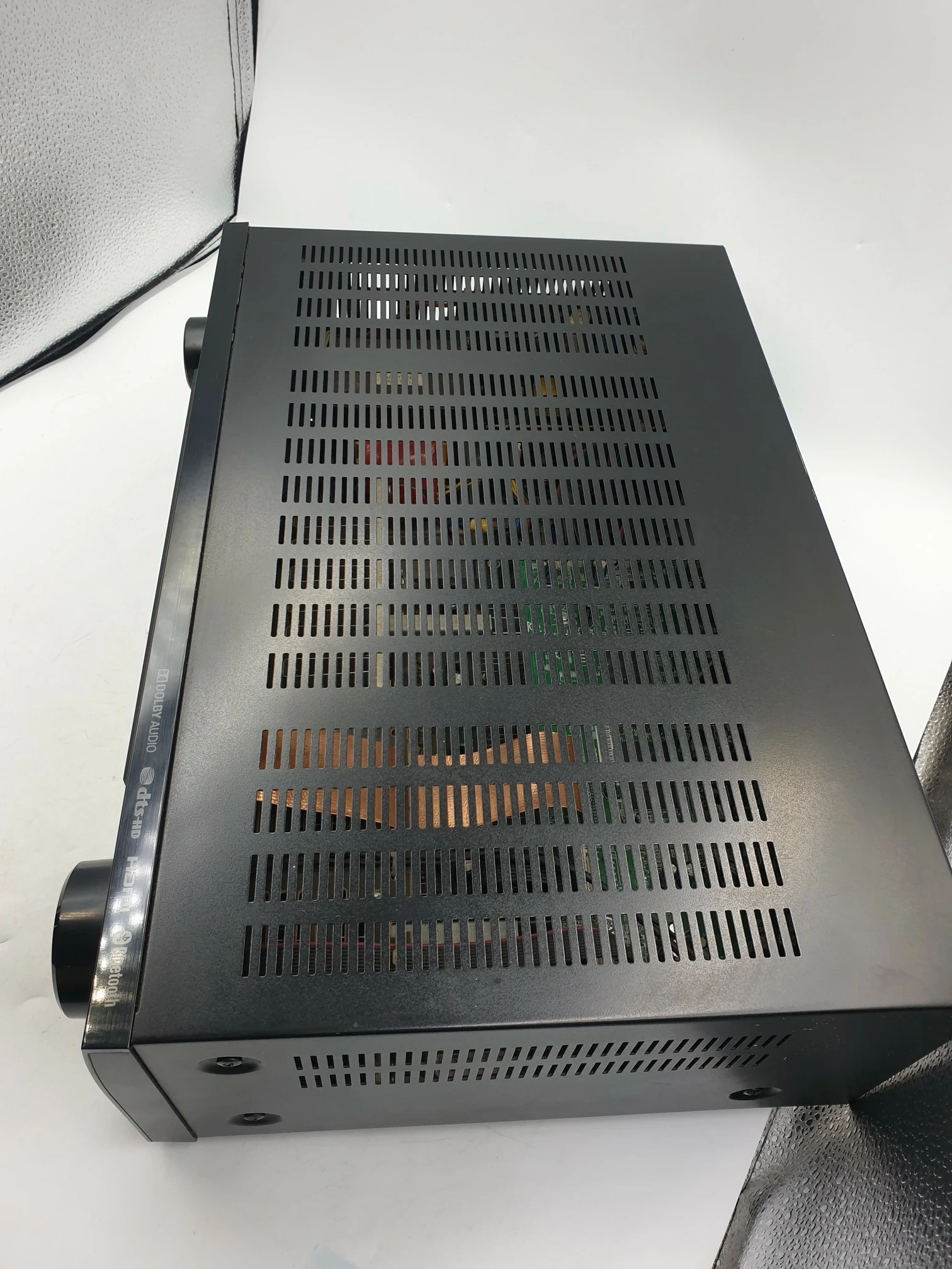 amplituner-denon-avr-x250bt-pilot-zasilacz-kolor-czarny