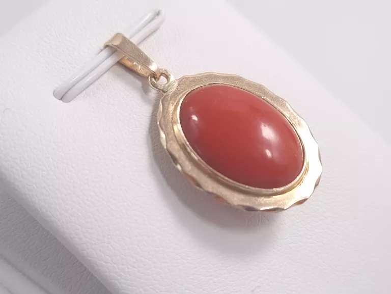ŚLICZNA ZŁOTA ZAWIESZKA KORALOWINA 585 5,42G
