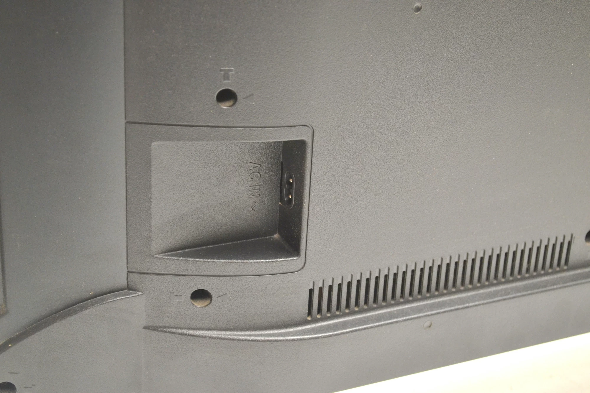 tv-thomson-43uc6306-pilot-kod-producenta-43uc6306